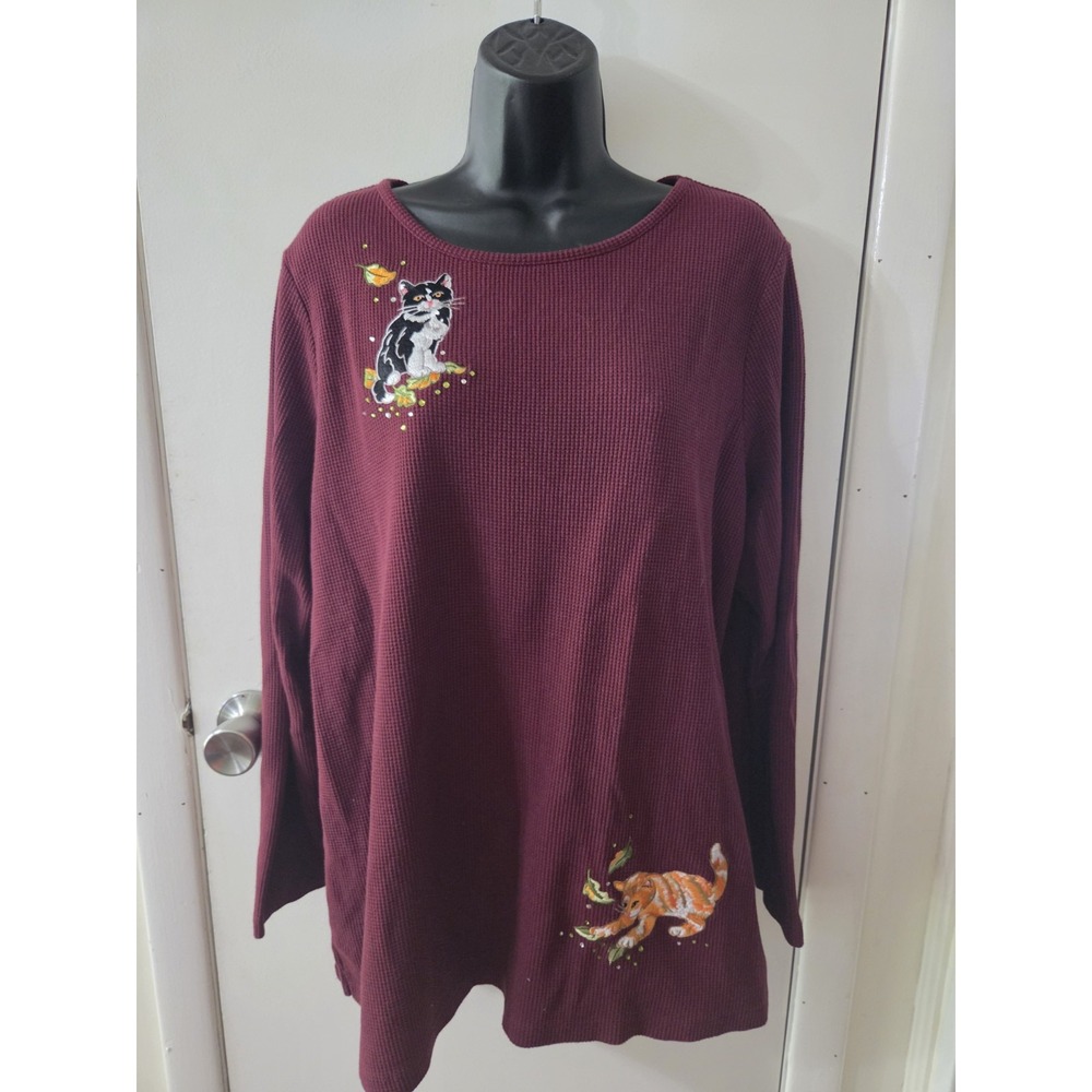 Quacker Family Jeanette Bice Thermal Cat Design Maroon 1XL Long Sleeve Shirt